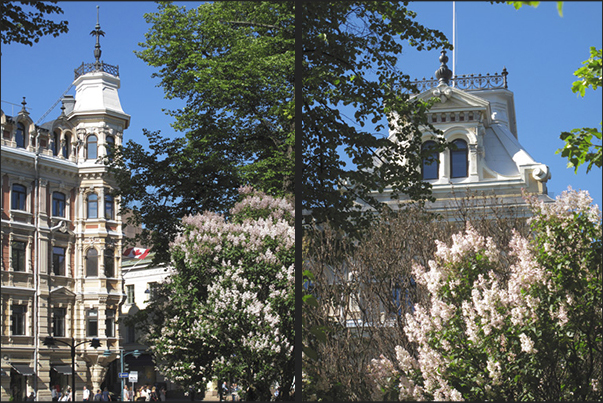 Neoclassical architecture near the fish market square (Esplanadi Park)