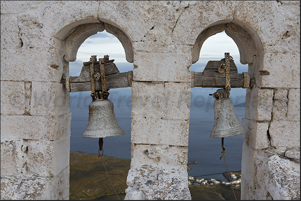 Monastery Al Giorghis Vouno (330 m) on the mountains above the village of Avlemonas