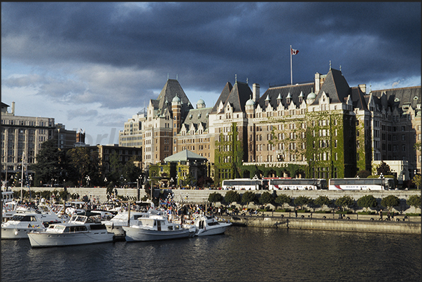 Victoria, the capital of the Island. The port Victoria, the capital of the Island. The port