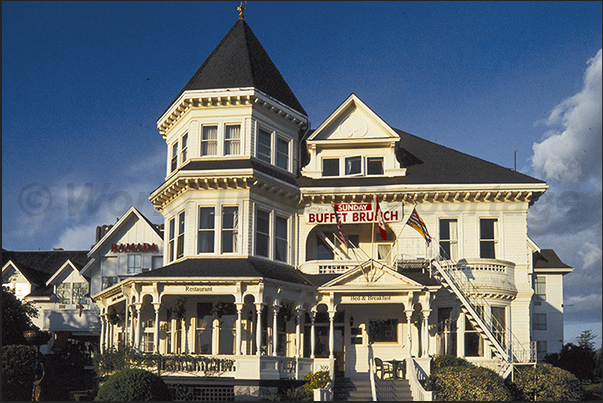 In the historic areas of Victoria, many houses have become home of restaurants and hotels