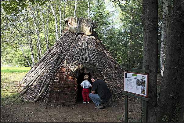 Villarbasse. Reconstruction of a Neolithic hut on the basis of archaeological remains found near the town of Alba