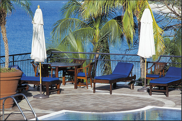 Relax in the pool in one of the most exclusive hotels in the French area, La Samanna Resort Relax in the pool in one of the most exclusive hotels in the French area, La Samanna Resort