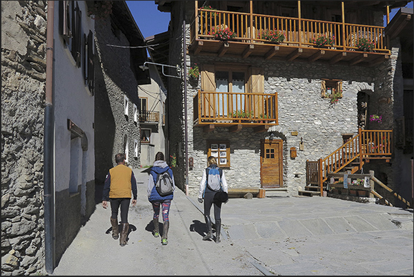 Visit to the small alpine village of Chateau Beaulard (1387 m)