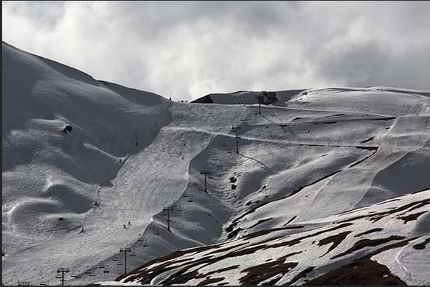 The Espanade chairlift and Tourmalet Pass