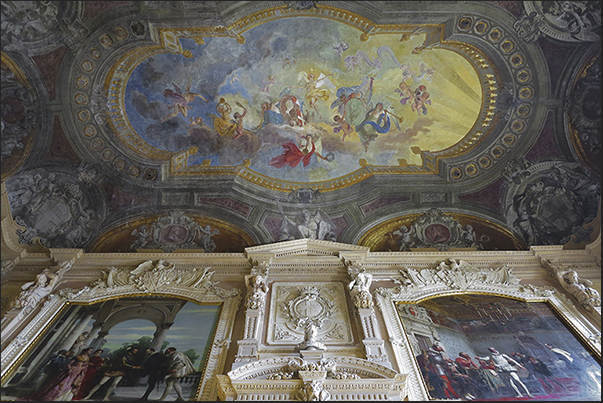 Frescoes on the Entrance Staircase, painted by Paolo Emilio Morgari, show the Apotheosis by Carlo Alberto Frescoes on the Entrance Staircase, painted by Paolo Emilio Morgari, show the Apotheosis by Carlo Alberto