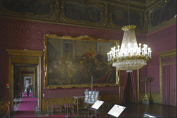 Room of Pages. In the frieze the battles of the Princes of Savoy House. The paintings on the walls are of the nineteenth century