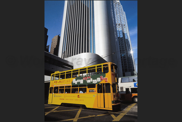 In some cases, it seems that the modern architecture of the skyscrapers, resume the old forms of the trams In some cases, it seems that the modern architecture of the skyscrapers, resume the old forms of the trams