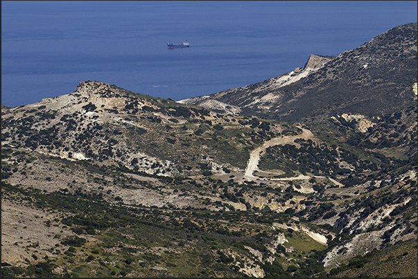 West coast, the uninhabited part of the island with the dirt roads leading to the bay of Agiou Ioannou West coast, the uninhabited part of the island with the dirt roads leading to the bay of Agiou Ioannou