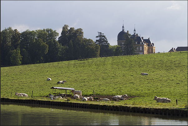 Palinges Castle