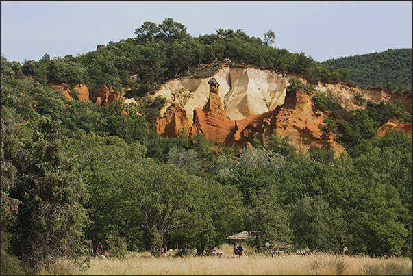 The village of Rustrel is known in Provence for the colors that characterize the Provencal Canyon The village of Rustrel is known in Provence for the colors that characterize the Provencal Canyon