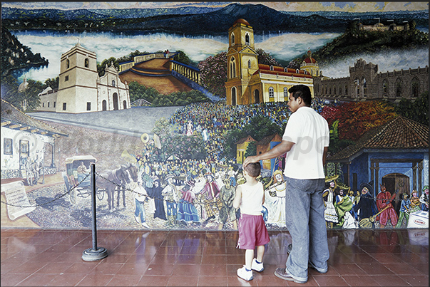 Masaya. Murals El Mirador de la Laguna, within the craft market