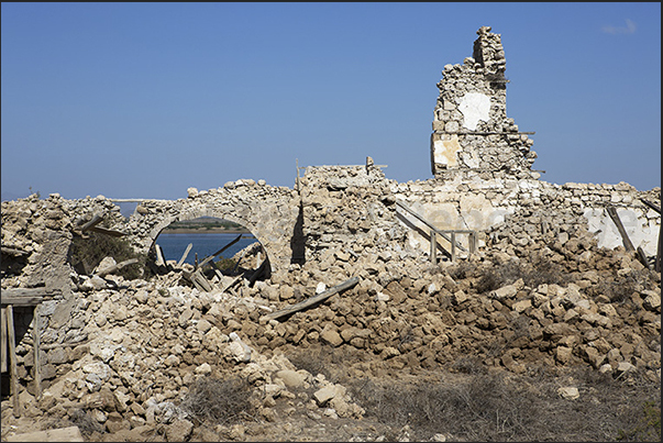 Suakin. Inside the city walls. Ruins of English colonial buildings Suakin. Inside the city walls. Ruins of English colonial buildings