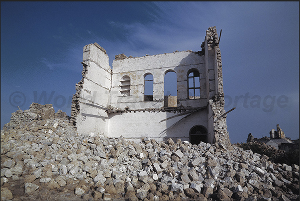 Suakin. Inside the city walls. Ruins of English colonial buildings