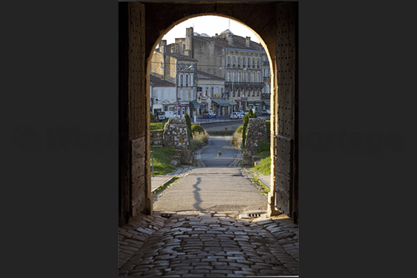 Village of Blaye. Exit from the fortified citadel towards the village Village of Blaye. Exit from the fortified citadel towards the village