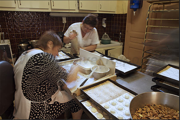 Medieval village of Saint Emilion. Macarons handicraft factory, typical biscuits of the area