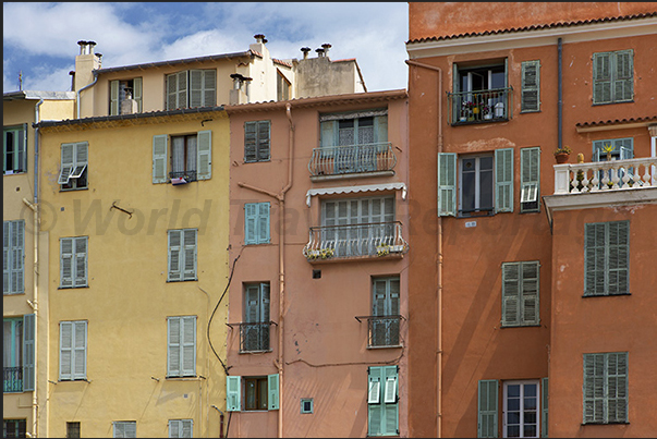 The colors of Menton
