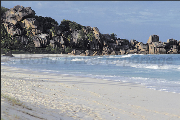 The rounded granite rocks are one of the characteristics that differentiates La Digue from the other islands of the archipelago