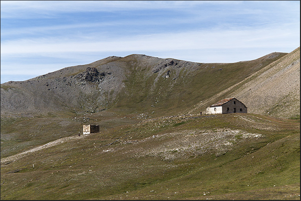 Ancient military structures above the Pramand barracks