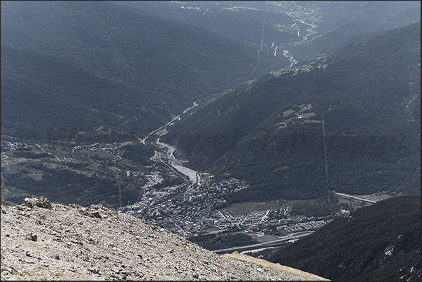 On the tip of the Seguret mountain. Oulx town