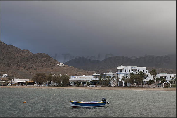 The beach of Yalos Bay