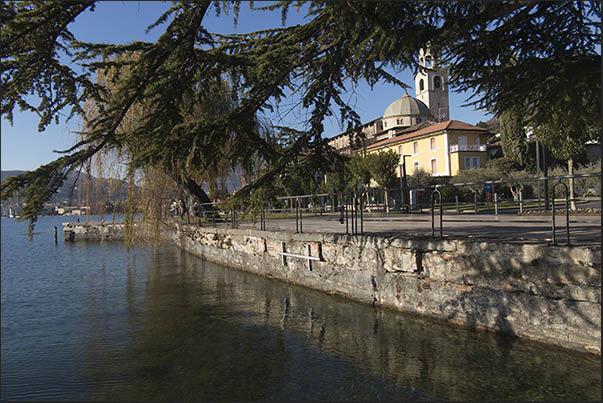 Salo'. The lakefront and the cathedral Salo'. The lakefront and the cathedral