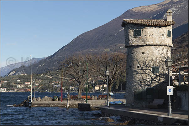 The small port of the village of Cassano (east coast)