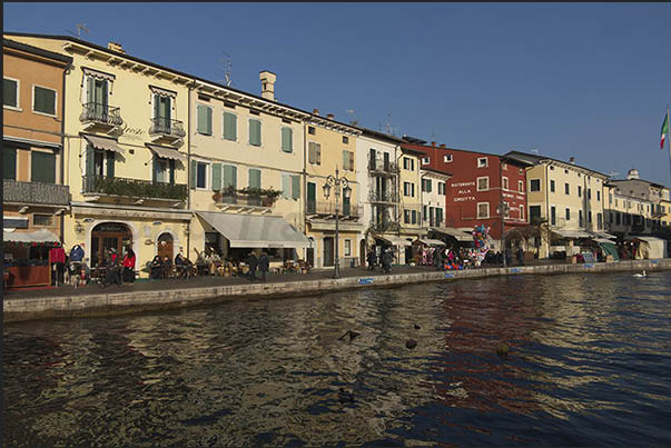 Lakefront of the town of Lazise (south-eastern coast)
