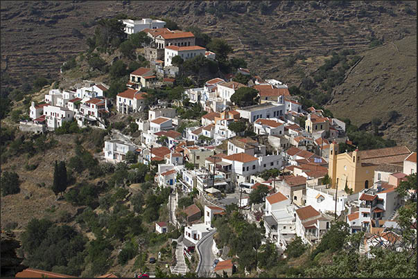 The town of Ioulis, the island's capital