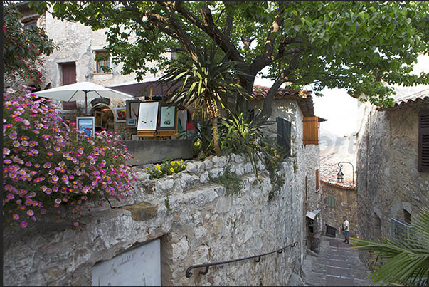 Rue Principale (main road) that crosses the village in the middle part