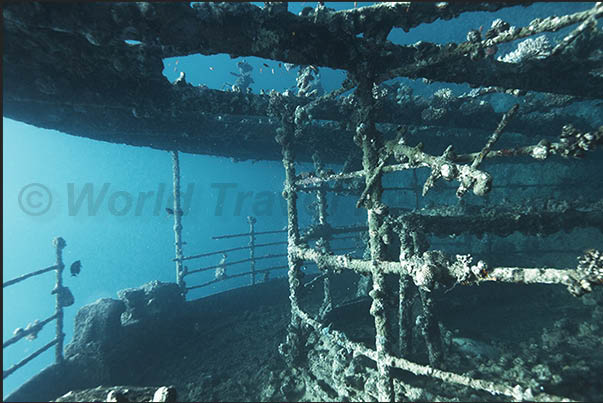 The cage of the wheelhouse controls aft of the ship The cage of the wheelhouse controls aft of the ship