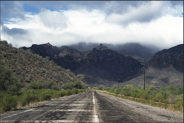 To the Sierra, mountains that divide the Pacific coast from the Cortez Sea