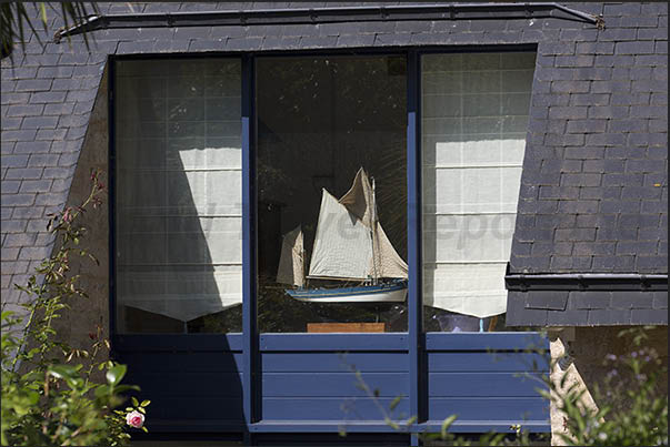 Boating and nautical sports in general are one of the major passions of the Bretons Boating and nautical sports in general are one of the major passions of the Bretons
