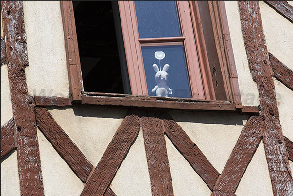 The old half-timbered houses from the 17th and 18th centuries are one of the architectural features of the city of Vannes