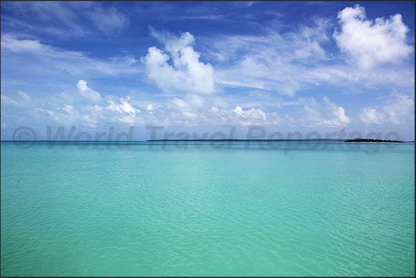 The Aitutaki lagoon is the largest in the Cook islands archipelago The Aitutaki lagoon is the largest in the Cook islands archipelago