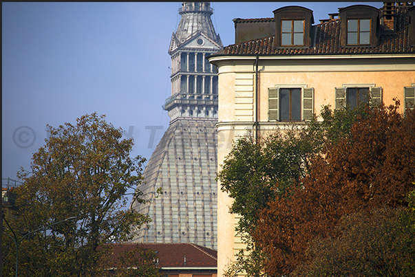 Mole Antonelliana, the symbol of the city of Turin Mole Antonelliana, the symbol of the city of Turin
