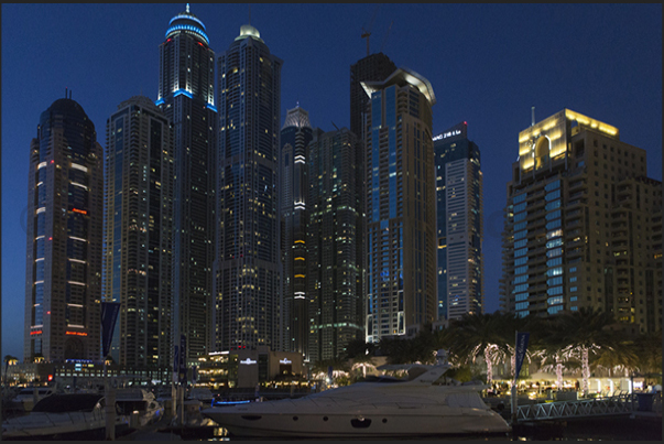 The skyline of Jumeiirah, the new city that extends into the Luxury Dubai district. The Yacht Marina