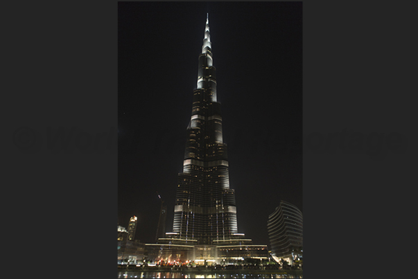 The Burj Khalifa Tower, the tallest skyscraper in the world The Burj Khalifa Tower, the tallest skyscraper in the world