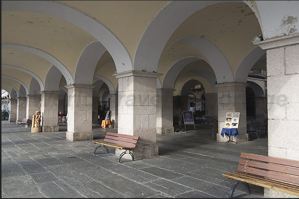 The arcades in the lakeside square of Verbania