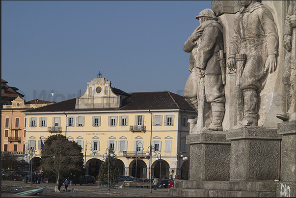 Lakefront in Pallanza, General Luigi Cadorna Mausoleum with figures of Italian soldiers of the First World War