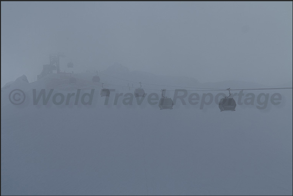 Sometimes the slopes high up near Mount Valluga (2811m) become covered in clouds