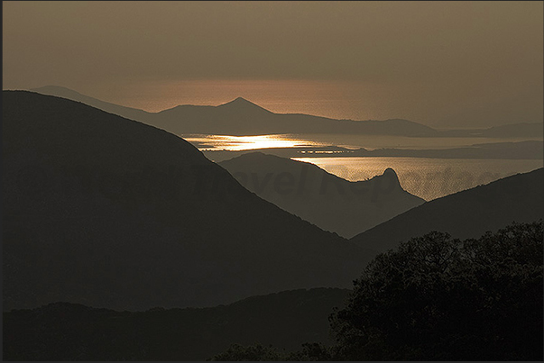 West coast panorama with the islands of Paros and Antiparos on the horizon