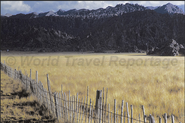 The mountains of the National Park that characterize the Sanctuary of the Bosque de Piedra