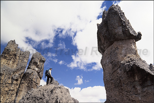 The park is popular with climbing enthusiasts who climb the highest rocky pinnacles