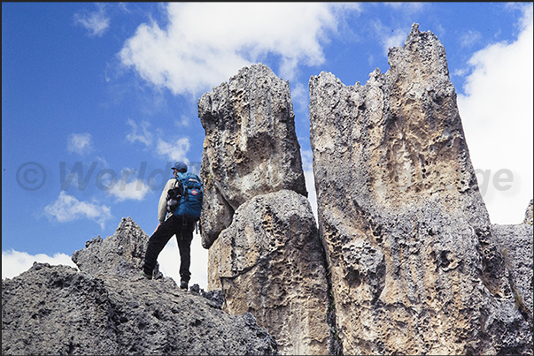 The park is popular with climbing enthusiasts who climb the highest rocky pinnacles