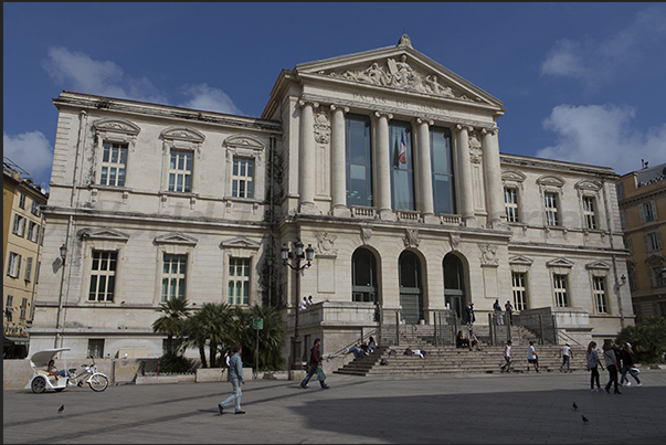 Place de Palais de Justice