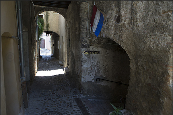 The alleys leading to the church square The alleys leading to the church square