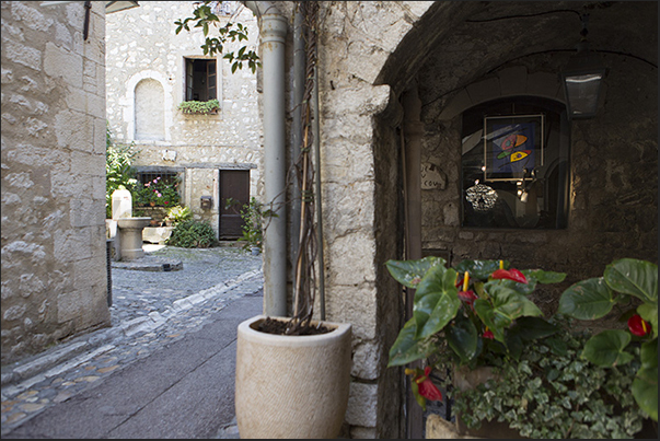 Placette square near Rue du Casse Cou