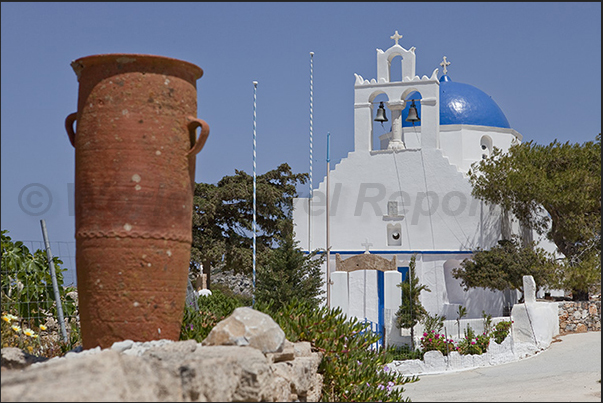 Church of Aghios Georghios in the village of Kato Horio the main village of the island Church of Aghios Georghios in the village of Kato Horio the main village of the island