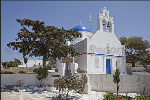 Church of Aghios Georghios in the village of Kato Horio the main village of the island Church of Aghios Georghios in the village of Kato Horio the main village of the island