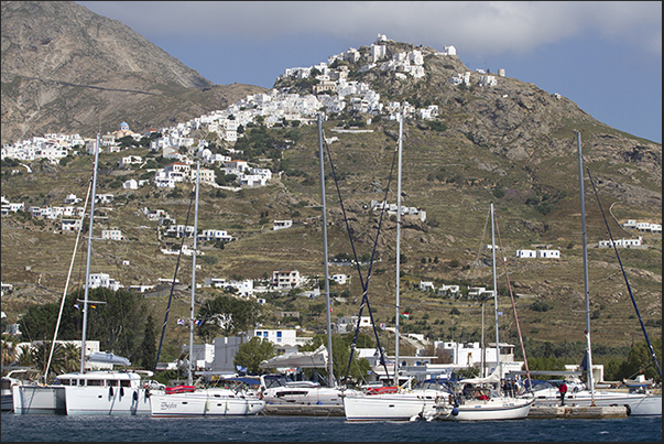 Tourist port of Livadi. Above the capital Chora (Hora)